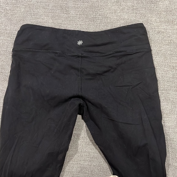 Athleta Black Cropped Workout Pants with Criss Cross Detail Size Large Tall - Picture 6 of 8